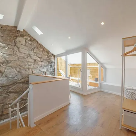 Alegria Duplex By Hosty